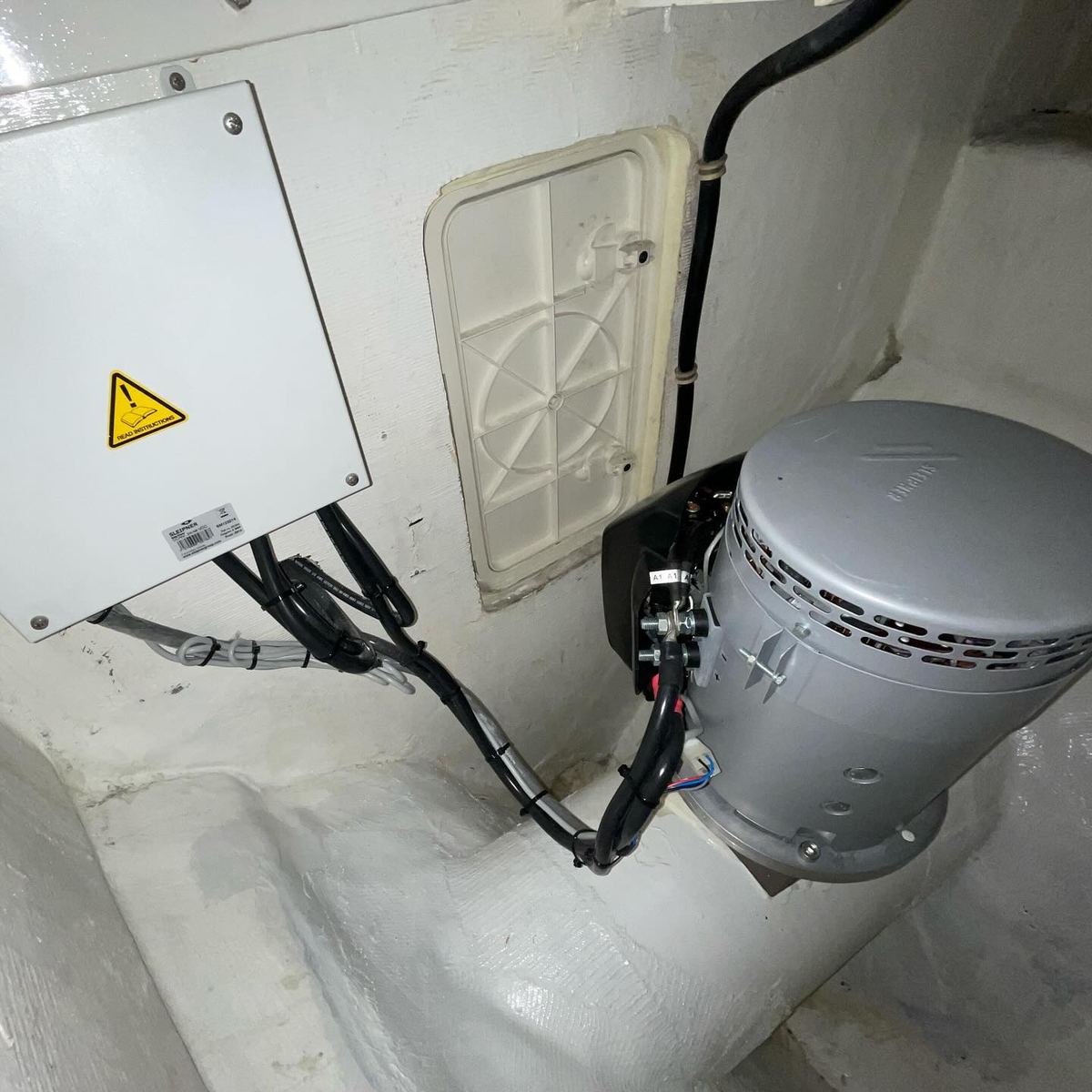 Sleipner bow thruster motor installed